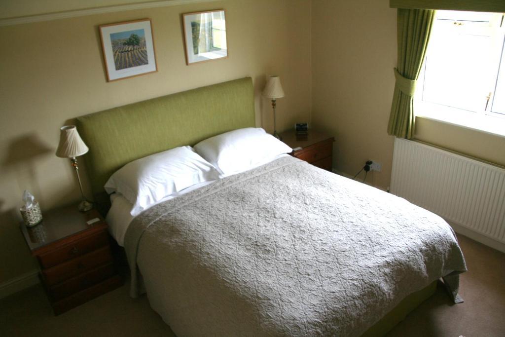 Hazel Court Guest House Newport  Extérieur photo